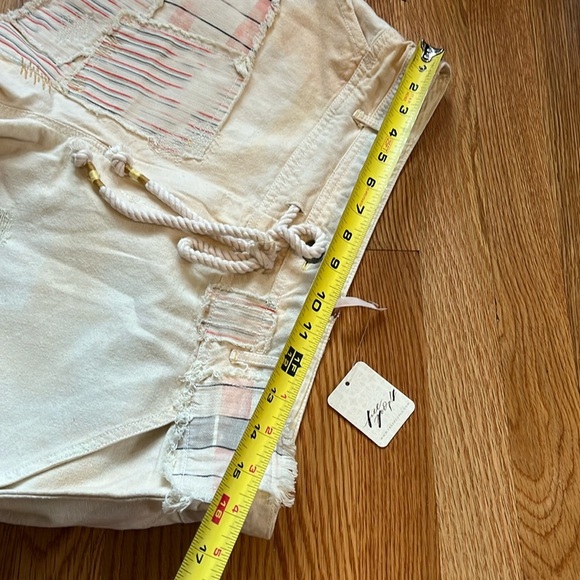 Free People Patchwork Distressed Cotton/Linen Drawstring Shorts Size 12 NWT - Picture 5 of 10